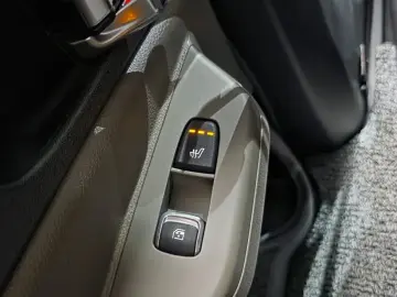 2023 Kia Carnival с пробегом 33 089 км