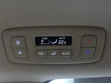 2025 Kia Carnival с пробегом 2 231 км
