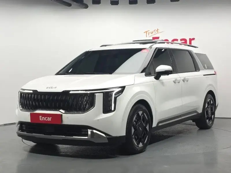 2024 Kia Carnival с пробегом 46 958 км
