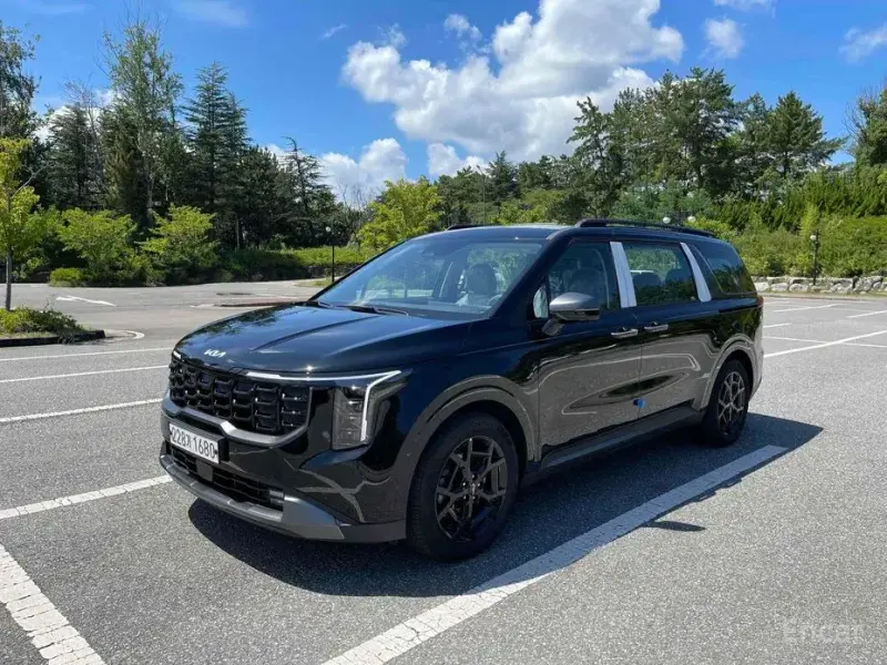 2024 Kia Carnival с пробегом 53 км