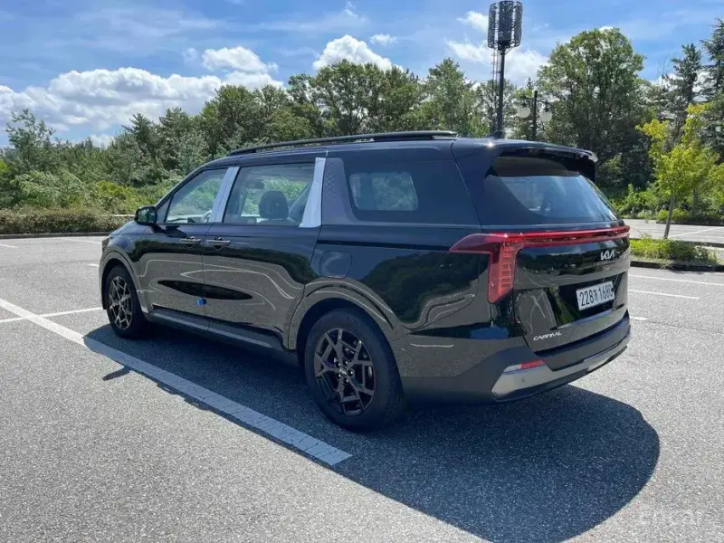 2024 Kia Carnival с пробегом 53 км