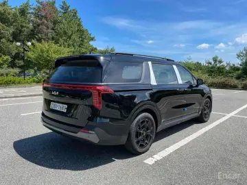2024 Kia Carnival с пробегом 53 км