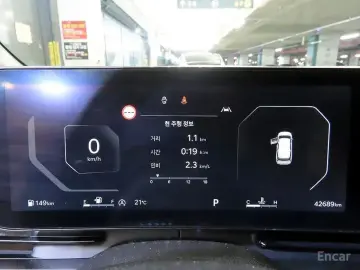 2024 Kia Carnival с пробегом 42 663 км