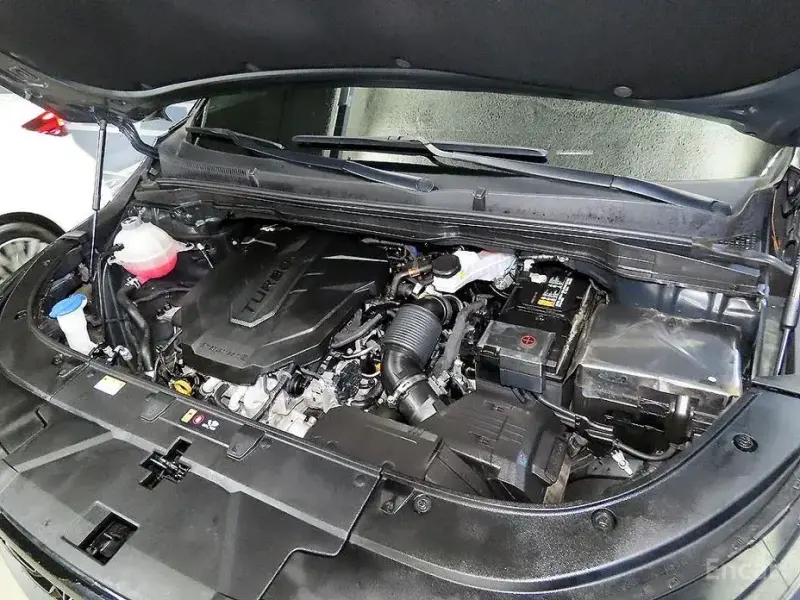 2024 Kia Carnival с пробегом 42 663 км