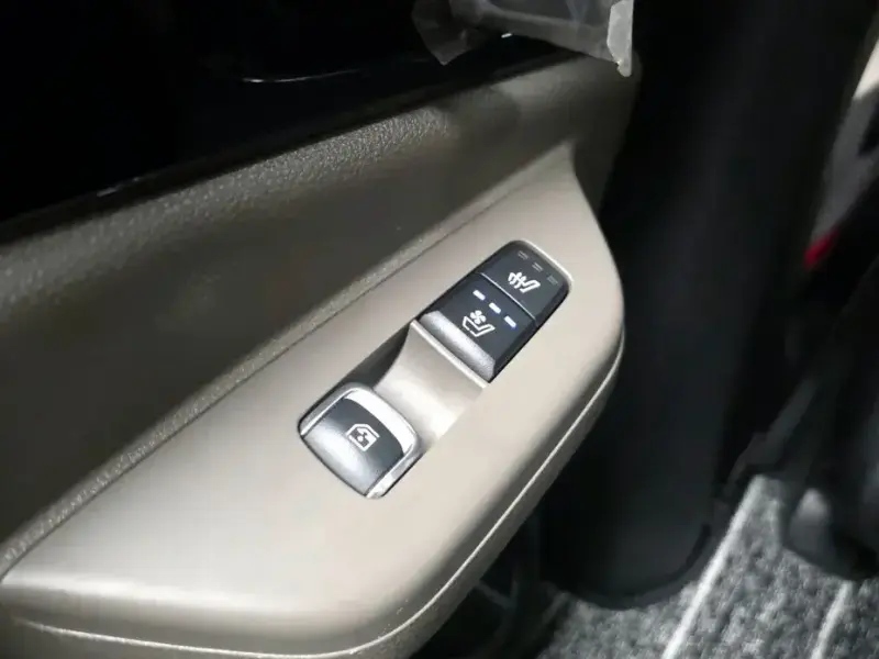 2024 Kia Carnival с пробегом 46 958 км