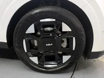 2024 Kia Carnival с пробегом 46 958 км
