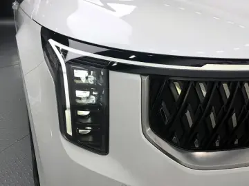 2024 Kia Carnival с пробегом 46 958 км