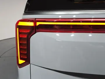 2025 Kia Carnival с пробегом 17 374 км