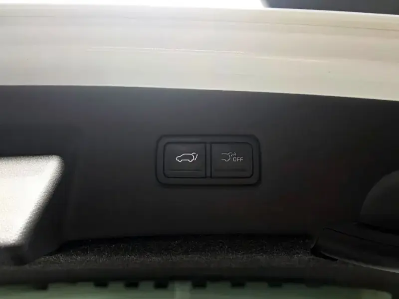 2024 Kia Carnival с пробегом 46 958 км