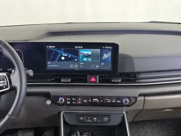 2024 Kia Carnival с пробегом 21 697 км