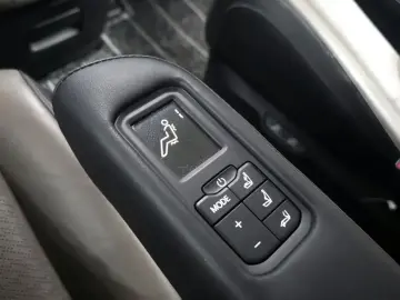 2024 Kia Carnival с пробегом 46 958 км