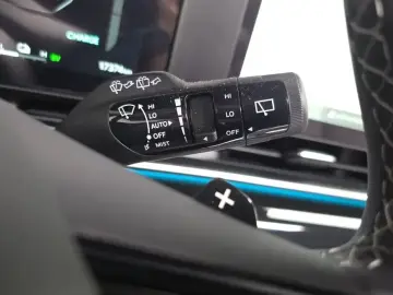 2025 Kia Carnival с пробегом 17 374 км