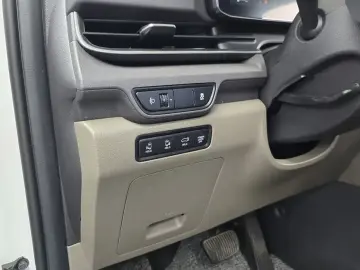 2024 Kia Carnival с пробегом 21 697 км