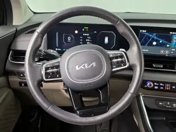 2024 Kia Carnival с пробегом 18 797 км