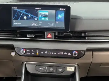 2024 Kia Carnival с пробегом 18 797 км