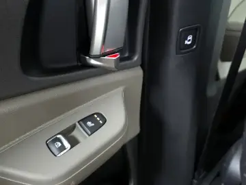 2024 Kia Carnival с пробегом 18 797 км