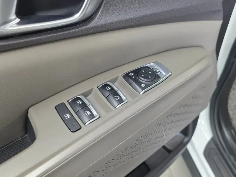 2024 Kia Carnival с пробегом 21 697 км