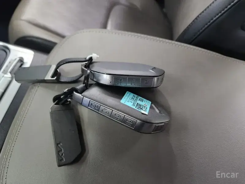 2024 Kia Carnival с пробегом 42 021 км