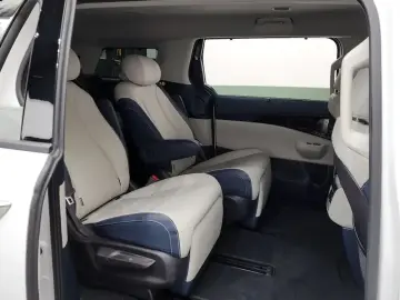 2024 Kia Carnival с пробегом 52 669 км