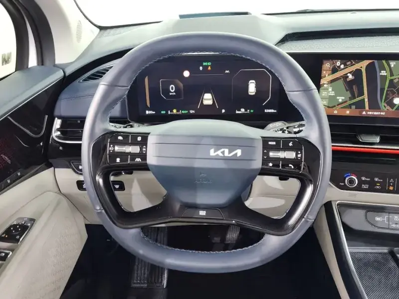 2024 Kia Carnival с пробегом 52 669 км