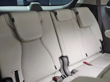 2025 Kia Carnival с пробегом 2 331 км
