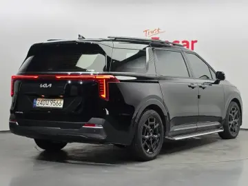 2023 Kia Carnival с пробегом 47 614 км