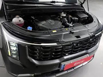 2023 Kia Carnival с пробегом 47 614 км