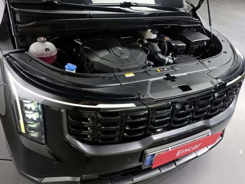 2023 Kia Carnival с пробегом 47 614 км
