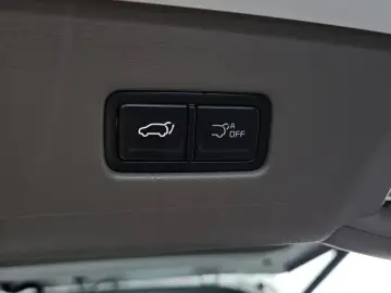 2025 Kia Carnival с пробегом 2 331 км