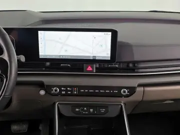 2025 Kia Carnival с пробегом 28 696 км