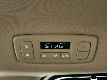 2025 Kia Carnival с пробегом 2 331 км