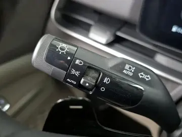2025 Kia Carnival с пробегом 28 696 км