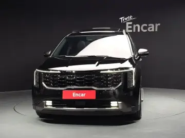 2024 Kia Carnival с пробегом 16 964 км