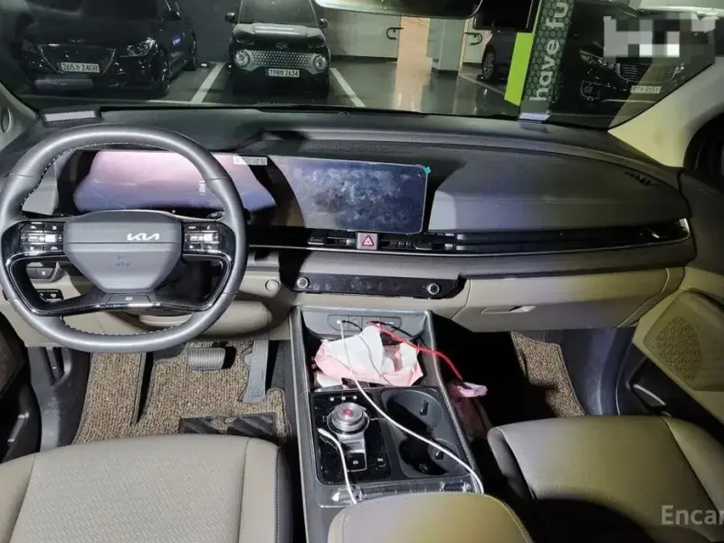 2024 Kia Carnival с пробегом 10 410 км