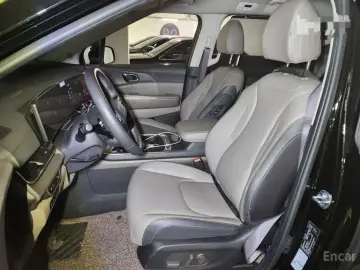 2024 Kia Carnival с пробегом 10 410 км