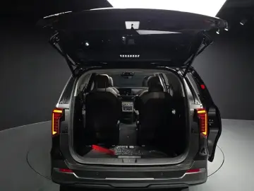 2024 Kia Carnival с пробегом 16 964 км