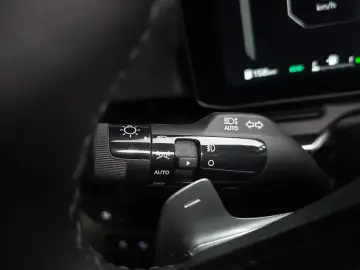 2024 Kia Carnival с пробегом 16 964 км