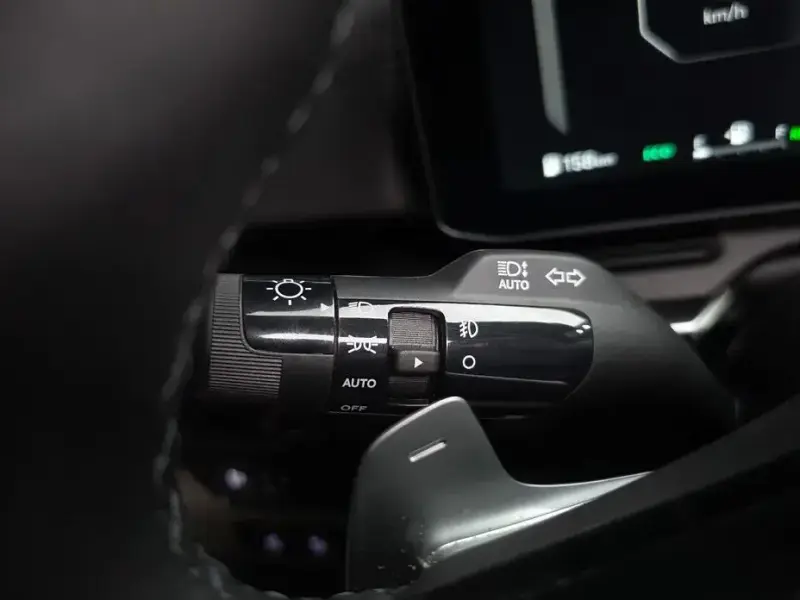 2024 Kia Carnival с пробегом 16 964 км