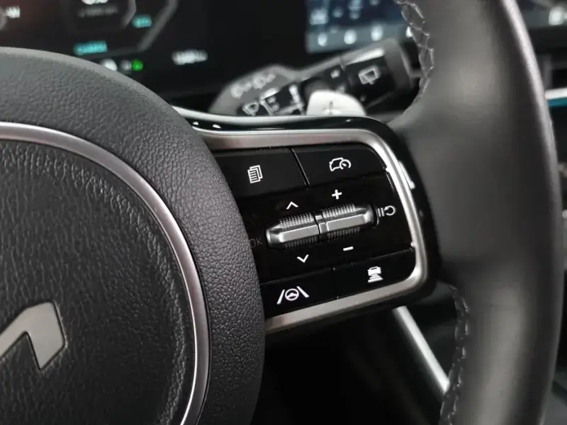 2024 Kia Carnival с пробегом 13 481 км