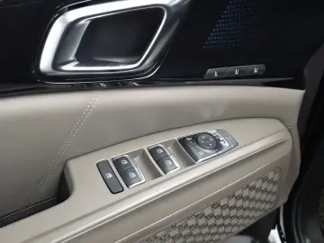 2024 Kia Carnival с пробегом 13 481 км
