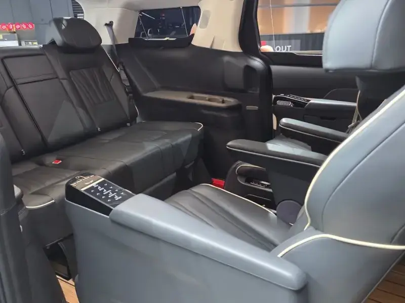 2024 Kia Carnival с пробегом 50 613 км