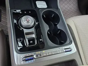 2026 Kia Carnival с пробегом 2 690 км