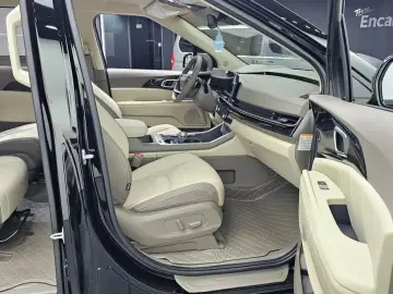 2026 Kia Carnival с пробегом 2 690 км