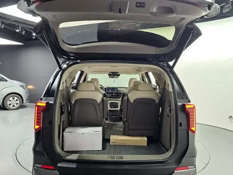 2026 Kia Carnival с пробегом 2 690 км
