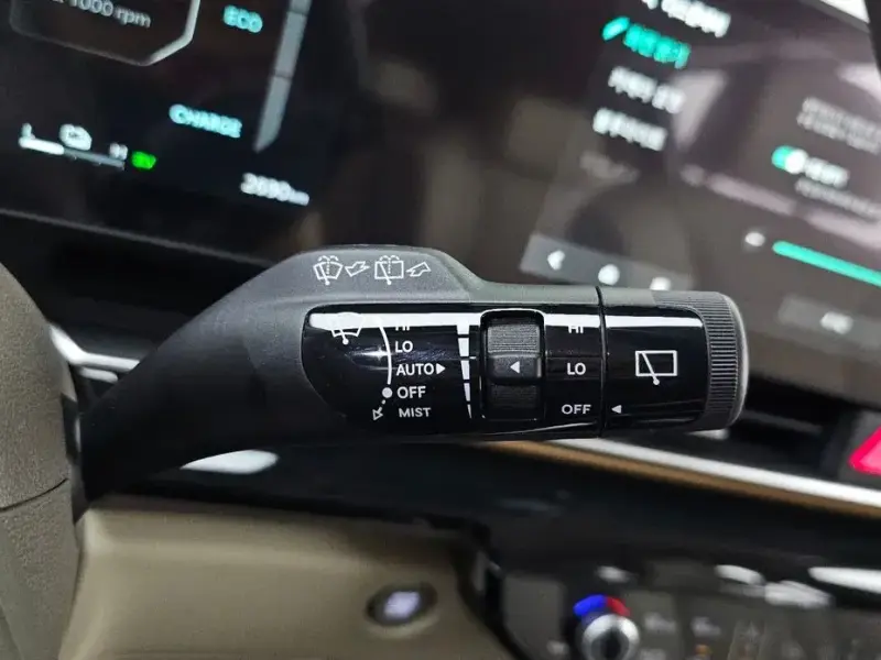 2026 Kia Carnival с пробегом 2 690 км