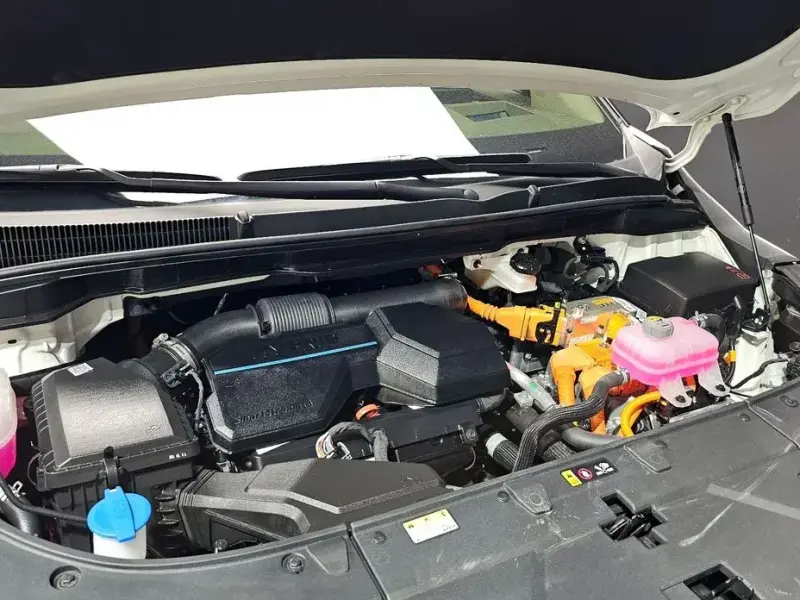 2024 Kia Carnival с пробегом 41 915 км