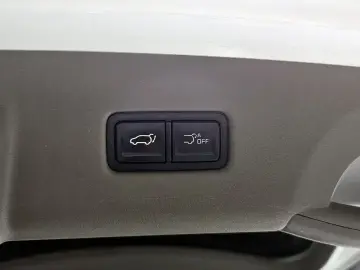 2024 Kia Carnival с пробегом 41 915 км