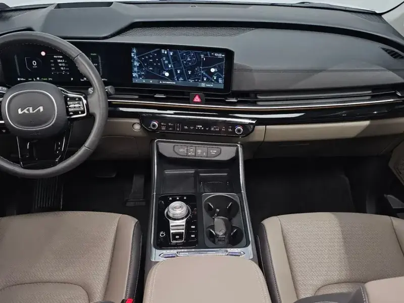 2024 Kia Carnival с пробегом 11 817 км