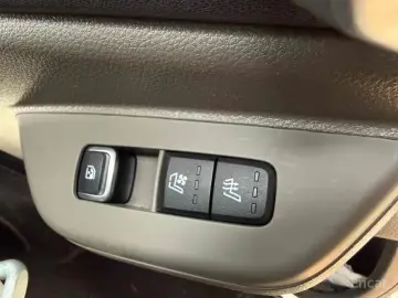 2024 Kia Carnival с пробегом 33 000 км