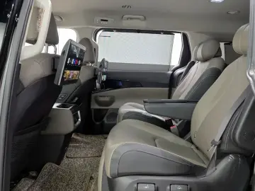 2024 Kia Carnival с пробегом 18 839 км